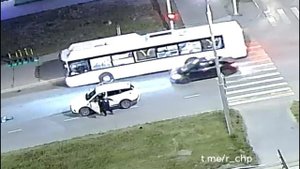 ДТП с пешеходом в Нижневартовске "Котопес успел, пешеход нет"