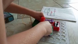 Как сделать FM радио из электронного конструктора вариант №1.