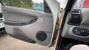 Калина 2012г Универсал Простейший