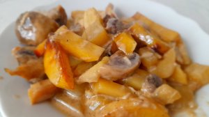 Кабачки с грибами в сырном соусе в аэрогриле