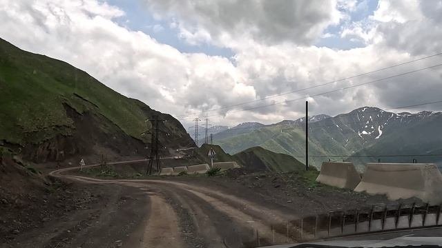 Через Генухский перевал.