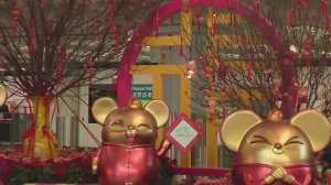 Балдеем в аэропорту Гонконга под веселую музычку