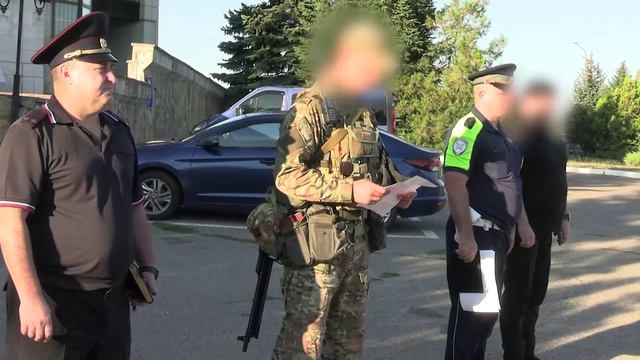 Дорожные полицейские провели профилактический рейд в Счастье смотреть онлайн