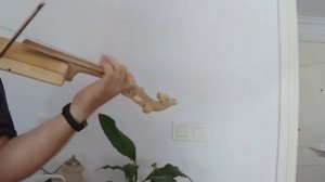 Как появились древние прямоугольные скрипки из охотничего лука и колчана для стрел