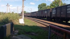 4ЭС5К с грузовым поездом