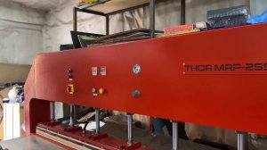 Мощный вулканизационный термопресс для распрямления и ремонта резиновых ковров THOR MRP-2550 18 UH