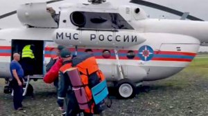 Вертолет МЧС вылетел на поиски пропавших туристов на острове Итуруп