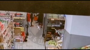 Испуганных сотрудниц магазина в Орехово-Зуево чуть не сожгли неизвестные воры-вандалы !!!