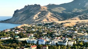 Верблюд-гора в Коктебеле. Коктебель и вид сверху.