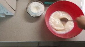 Как приготовить панкейки.Видео от Тололо Play 2