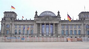 Германия обещает средства для Украины при том, что у себя собирается урезать соцрасходы