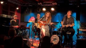 DARÏYA - Get It Right This Time (live acoustic)