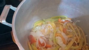 Быстрый салат с баклажанами