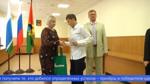 Сегодня десяткам первоуральских школьников вручили самый важный документ – паспорт