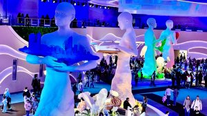 Гостиный двор в Москве. Выставка  2030.