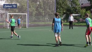 Тихвинские спортсмены впервые попробовали себя в фиджитал-футболе