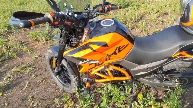 Китайская мечта за 200 Regulmoto Duke 300