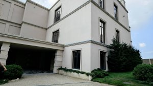 внутри здания на участке Форос