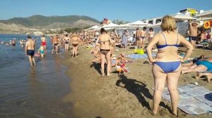 😱❤️🏊🏖️ЧТО ТВОРИТСЯ НА ПЛЯЖЕ В КРЫМУ В СЕНТЯБРЕ #крым