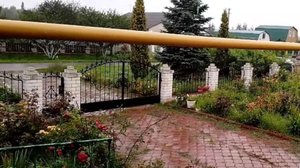 Влог нескольких дней. Сходим в Пятерочку, вяжу платье, погода продолжает плакать.