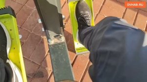 На вкопанный в брусчатку тренажер пожаловались отдыхающие