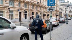 Судья Слюзова не хочет рассматривать дело, пишет не правду в решении и возвращает дело в ГКУ АМПП.