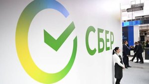 "Сбер" вернул бесконтактную оплату айфоном