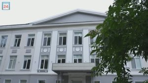 Уборка, расстановка мебели и оборудования: 30 школа Абакана после капремонта готовится к открытию