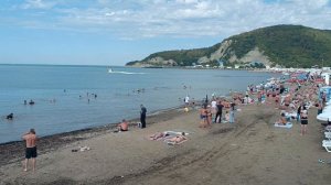 Лермонтова море пляж опустел