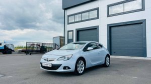 Opel Astra GTC, 2011 год
