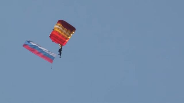 Парашютисты смотреть онлайн