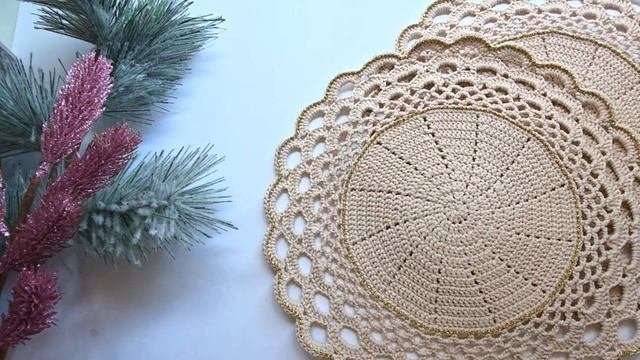 Сервировочная салфетка крючком
