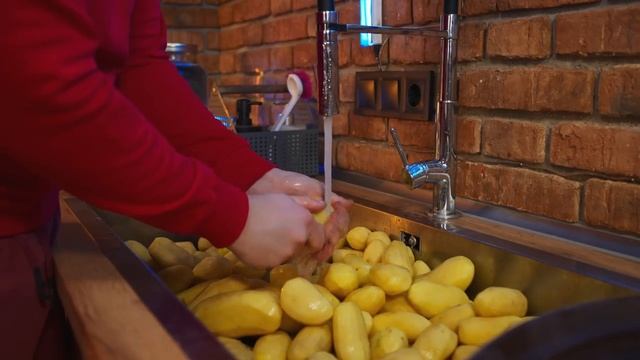 СКОЛЬКО ПОЛУЧИТСЯ ЧИПСОВ ИЗ 1 МЕШКА КАРТОШКИ _ смотреть онлайн