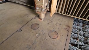 Резка плиты теплообменика толщиной 40мм.