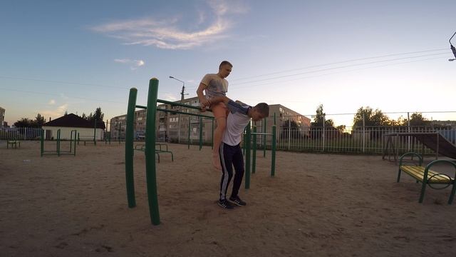 Команда лидеров_Устал, прилег смотреть онлайн