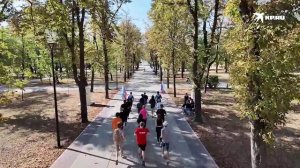 Пробежались с триколором по русскому городу.