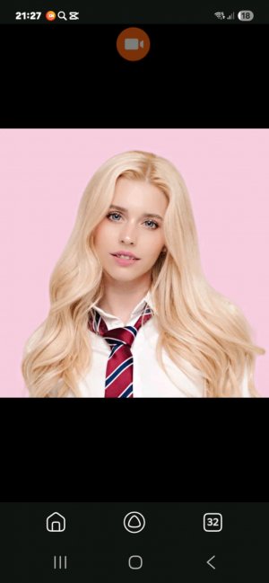 На моих часах уже 11:00