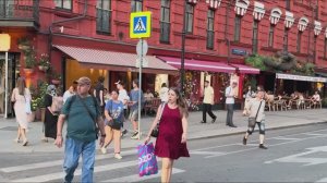 Невероятные сцены Москвы 2025 - вечерняя прогулка по городу, огни столицы и атмосфера лета