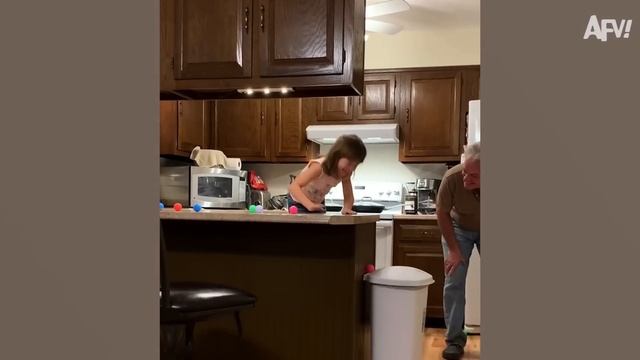 America′s Funniest Home Videos. Best Scare Pranks of the Year So Far 🤣 Funniest Scares of 2025