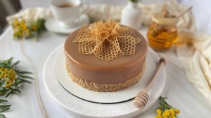 Зеркальная глазурь, покрытие.