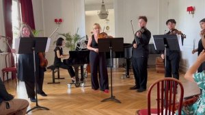 Дж. Гарварянц "Вечная любовь", аранжировка для ансамбля скрипачей А. Лысова. Париж, 9 августа 2025г