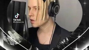 Я не знаю где... Я не знаю как... Оборвалось это Лето...