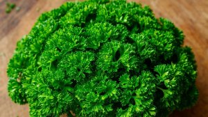 Свежая петрушка длительного хранения