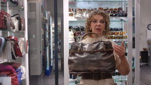 Итальянские сумки Alchimia AU79 в стиле винтаж из кожи ваккетта ручного разнооттеночного окрашивания