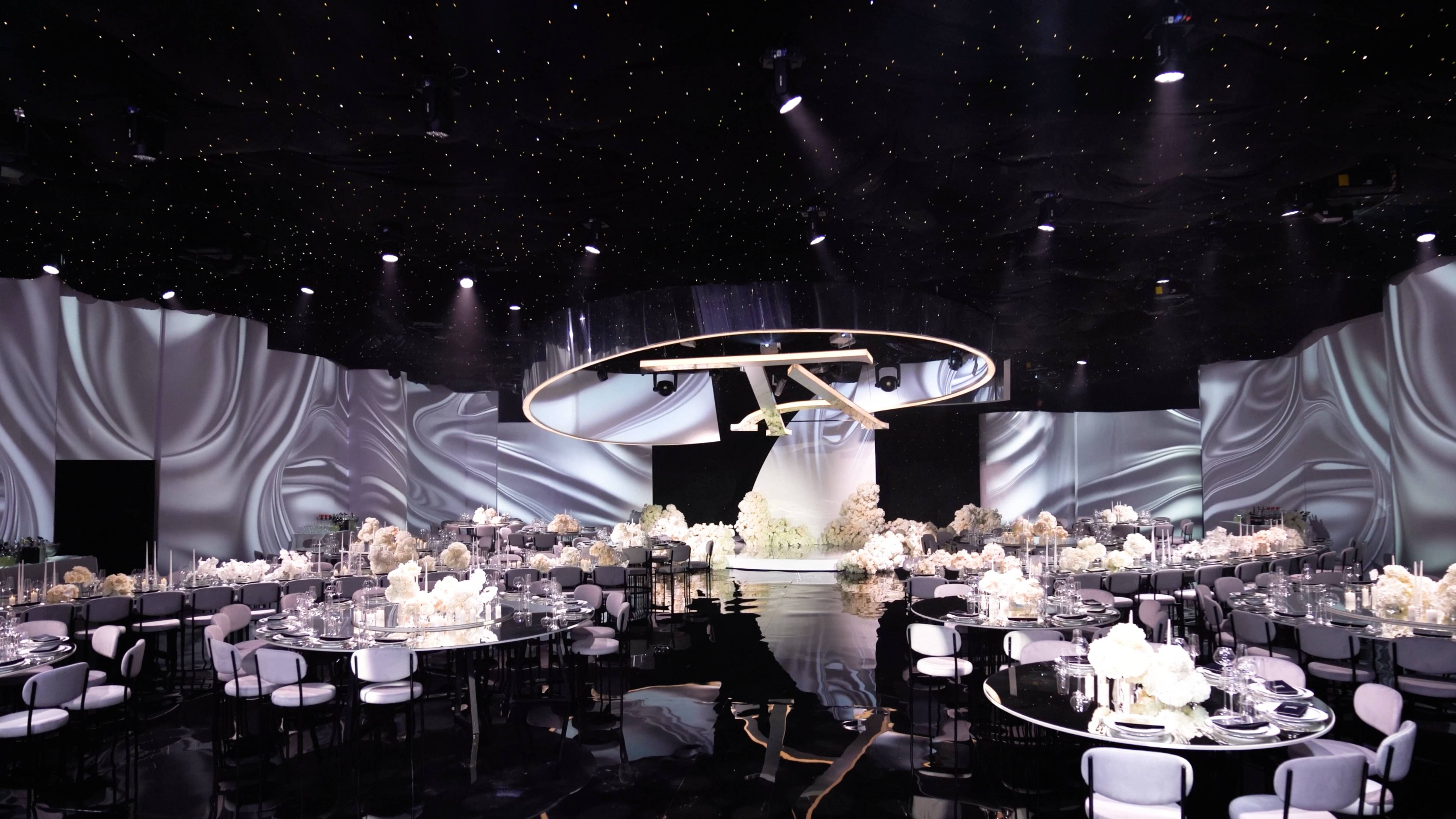 Проекция на свадьбу в Екатеринбурге