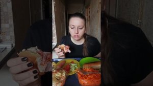 Чтобы мужик клюнул, нужно быть стройной и красивой! 💃А у меня на завтрак что? Правильно! Хот доги