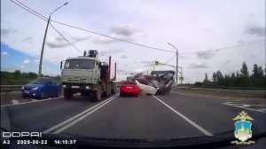 Сегодня один профи на манипуляторе результативно увернулся на встречку