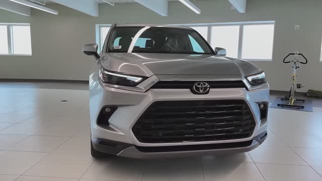 Новая Toyota Grand Highlander обзор автомобиля тойота гранд хайлендер полноразмерный кроссовер смотреть онлайн