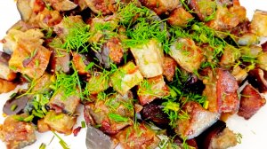 Баклажаны 🍆🍆, жареные с луком 🧅, которые по вкусу напоминают грибы 🍄🟫