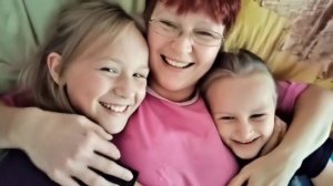 БЕРЕГИНЯ. Стихи, монтаж. А. Голублевская, муз. О. Ямброзик, вокал. Л. Великанова, звук. А. Макалиш